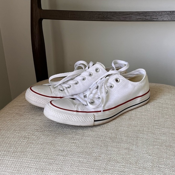 Timeless Low Top White Converse Shoes - Picture 1 of 4